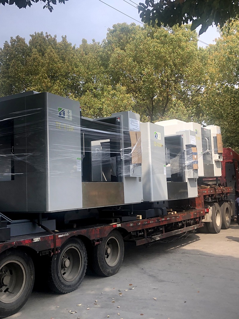 Two TZ-V1160 and one TZ-V855 Machining Center are shipped to the customer's factory