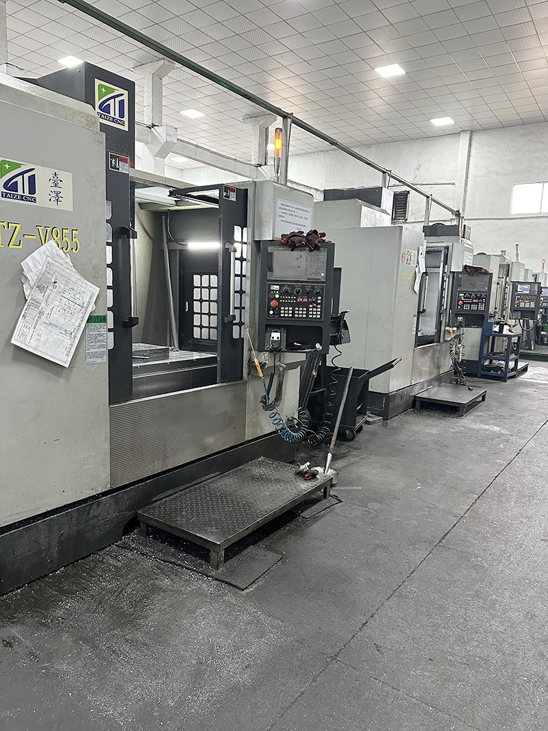 Taize CNC machining centers 01