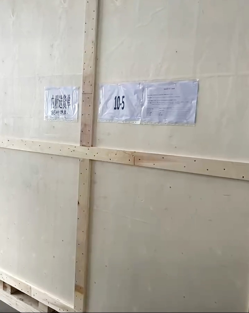 Taize machining center and drilling and tapping machine 02