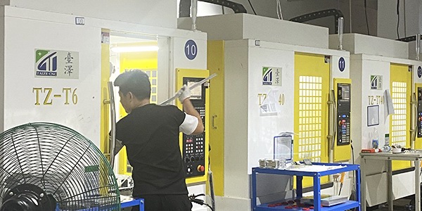 Taize machining center and drilling and tapping machine are exported to Vietnam
